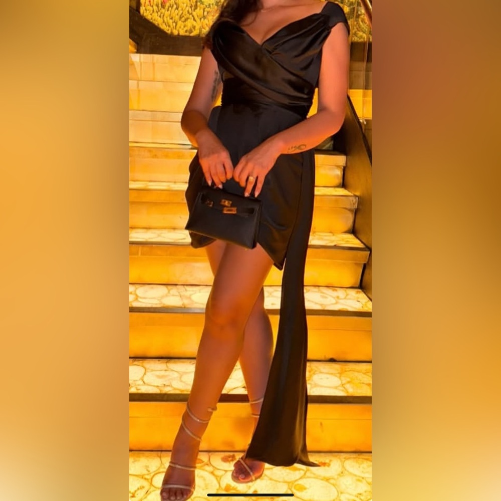Dress elegant